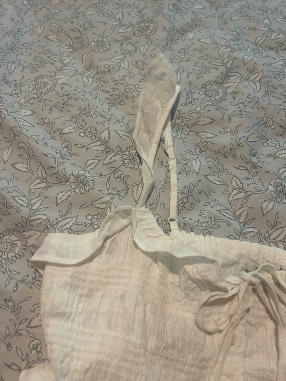 White Ruffled Tie-Front Crop Tank Top - Picture 3 of 7